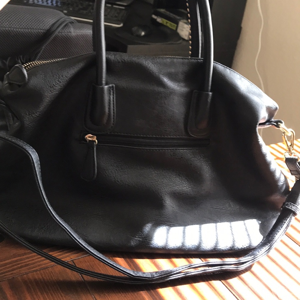 MG Collection Purses EUC - Picture 5 of 12